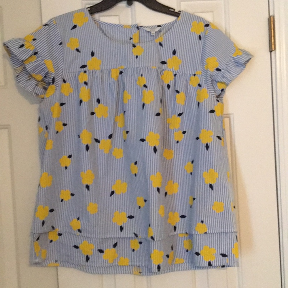 NWT crown and ivy top